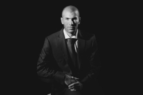 开云体育平台APP-巴萨雪夜鏖战苏格兰，当技术流遭遇钢铁意志，足球在极寒中淬火重生