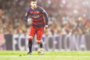 开云APP-本泽马爆发与巴西火力，当个人英雄主义遭遇集体风暴