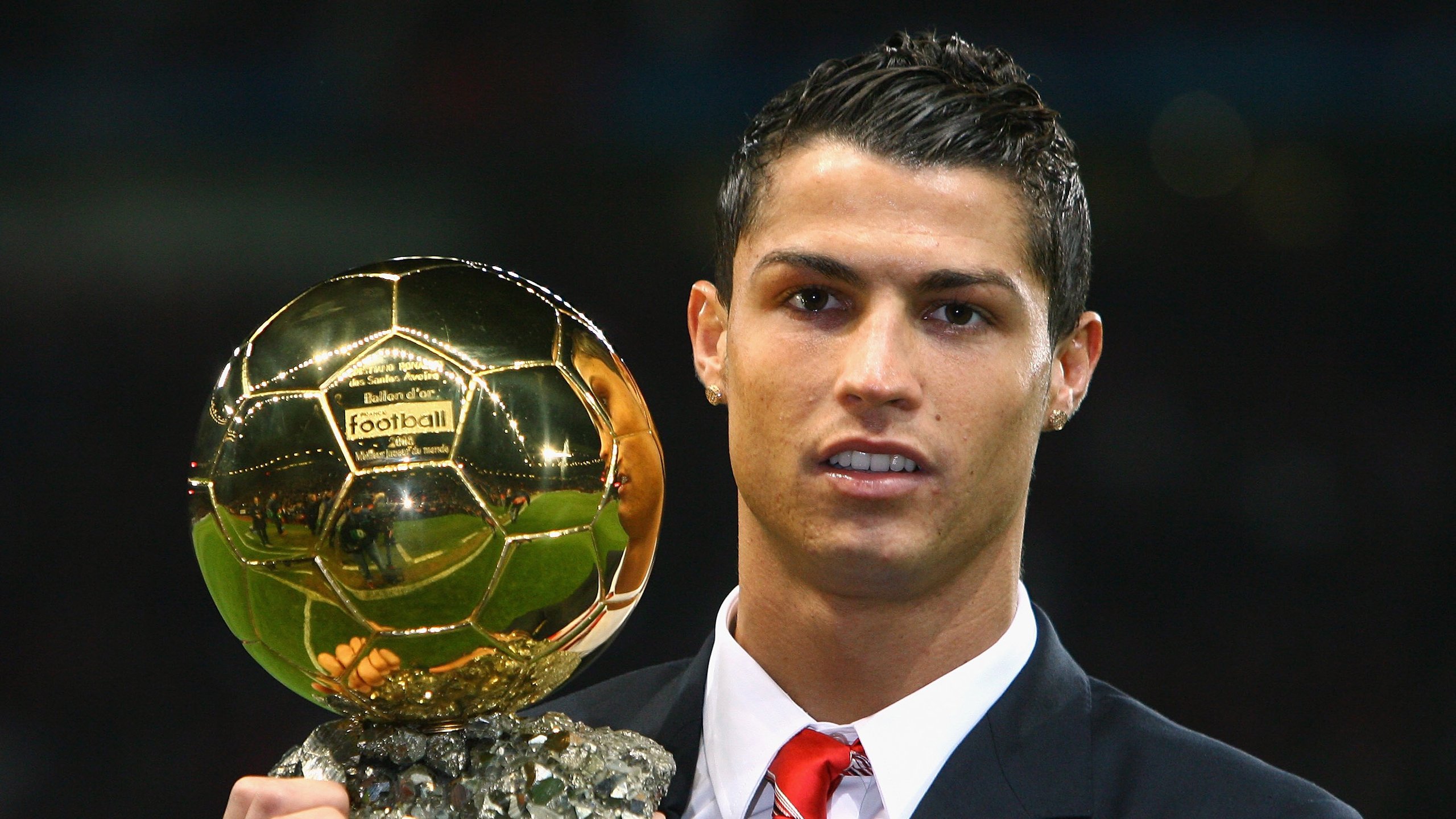 掘金踏平热火，詹姆斯在抢七的废墟上重建王权