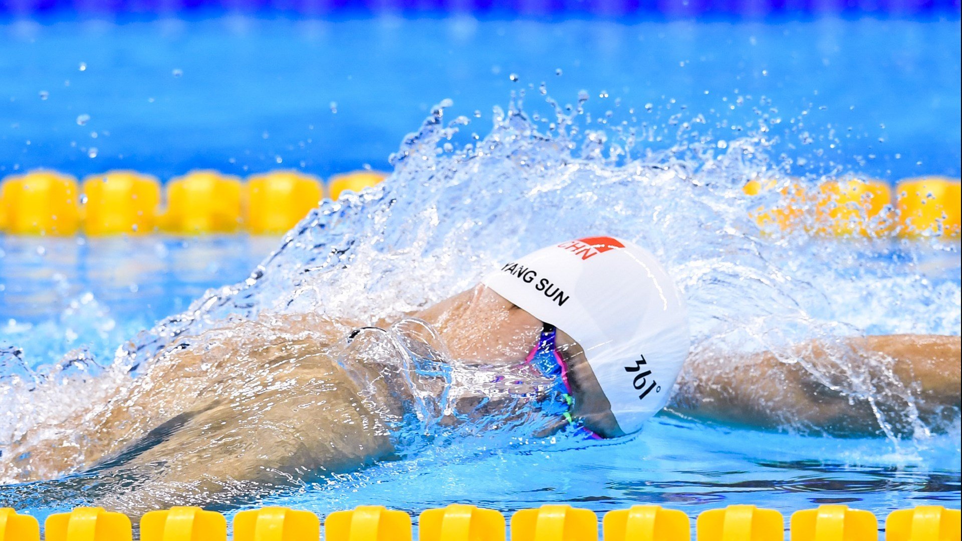 马里打穿那不勒斯，福登成为关键先生，当战术铁锤砸向艺术之墙