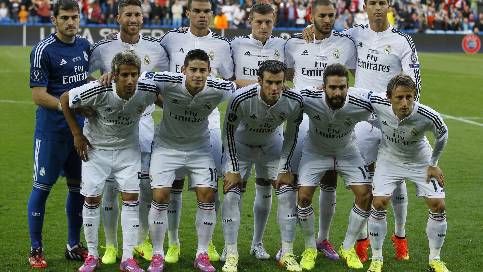 欧冠决赛夜，新疆篮球被开拓者冲垮